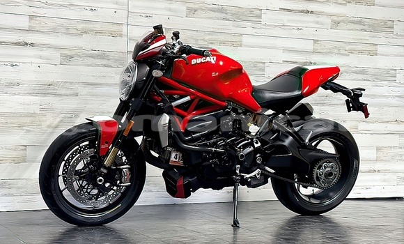Buy Used Ducati Monster Red Bike in Masqat in Masqat Buy Used Ducati Monster Red Bike in Masqat in Masqat