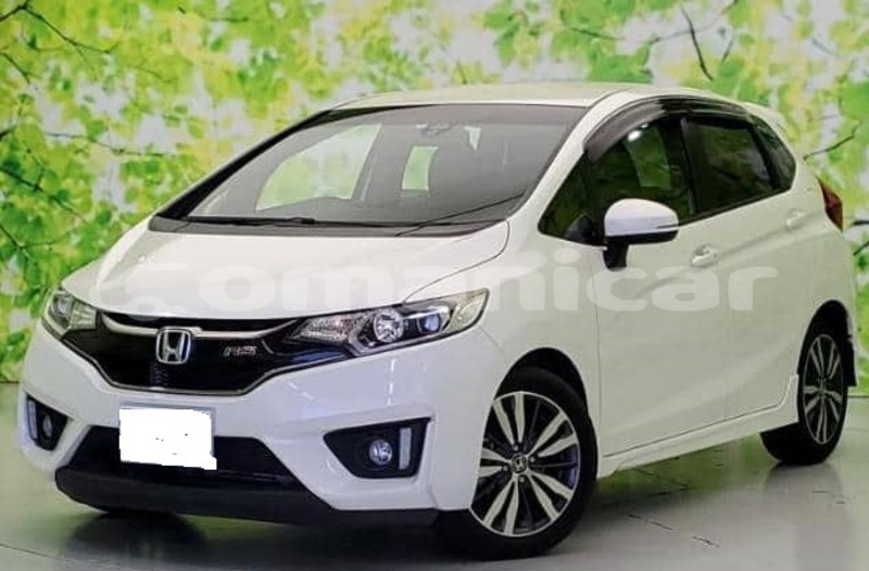 Big with watermark honda fit masqat muscat 8069