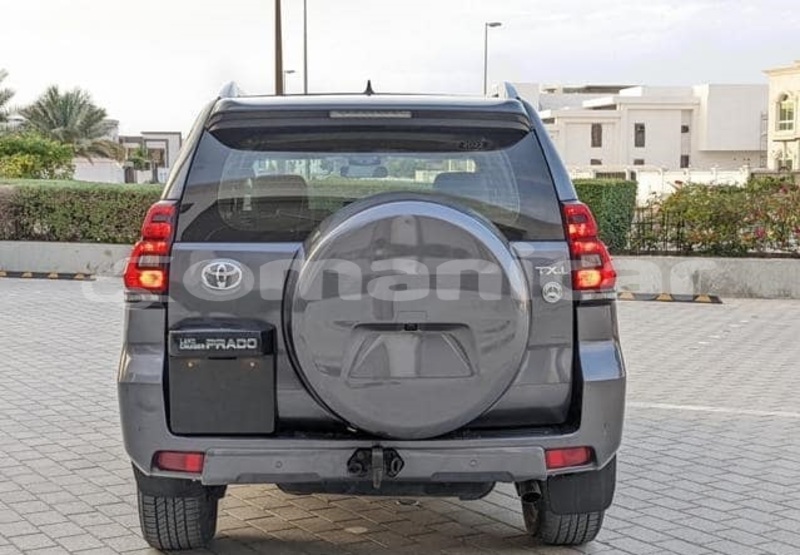 Big with watermark toyota land cruiser prado masqat muscat 8070