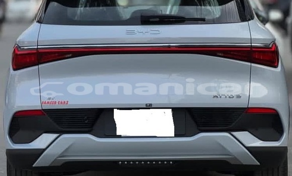 Buy Used BYD F3 White Car in Muscat in Masqat Buy Used BYD F3 White Car in Muscat in Masqat