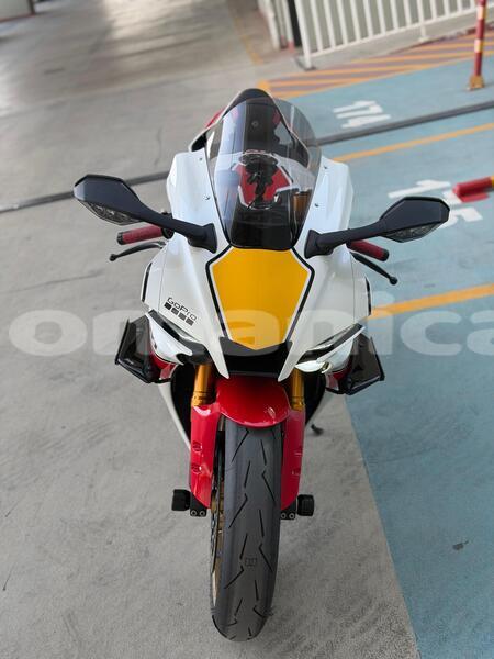 Big with watermark yamaha r1 masqat muscat 8078
