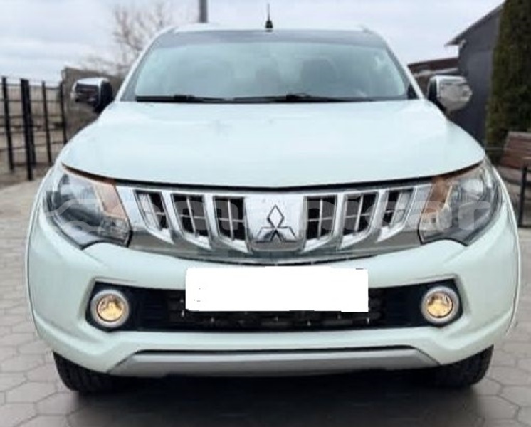 Big with watermark mitsubishi l200 masqat muscat 8082