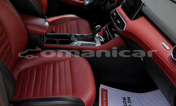 Buy Used MG GS Red Car in Azaiba in Masqat Buy Used MG GS Red Car in Azaiba in Masqat