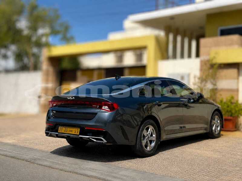 Big with watermark kia k5 masqat azaiba 8084