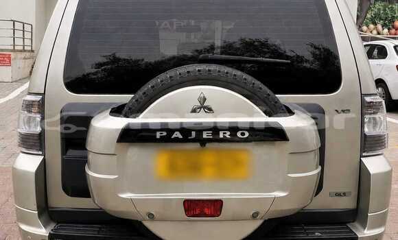 Buy Used Mitsubishi Pajero Other Car in Ruwi in Masqat Buy Used Mitsubishi Pajero Other Car in Ruwi in Masqat