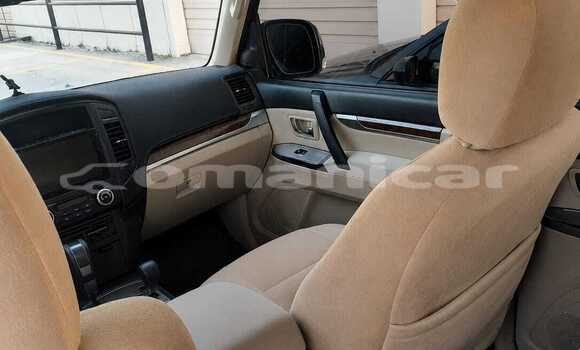 Buy Used Mitsubishi Pajero Other Car in Ruwi in Masqat Buy Used Mitsubishi Pajero Other Car in Ruwi in Masqat