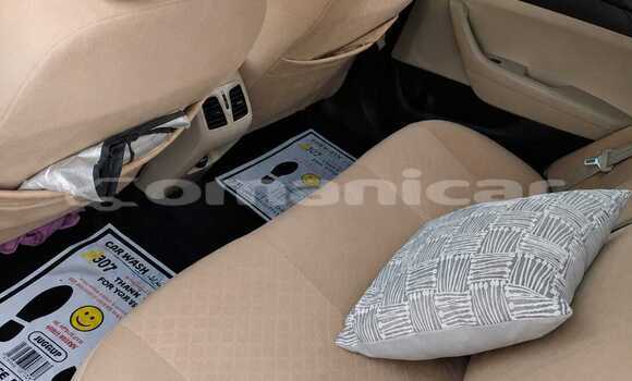 Buy Used Hyundai Sonata Silver Car in Ruwi in Masqat Buy Used Hyundai Sonata Silver Car in Ruwi in Masqat
