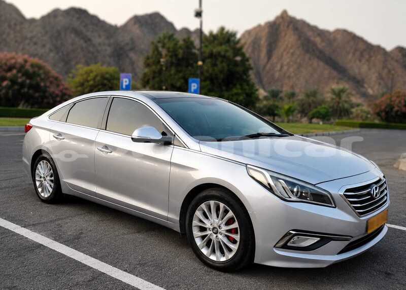 Big with watermark hyundai sonata masqat ruwi 8086