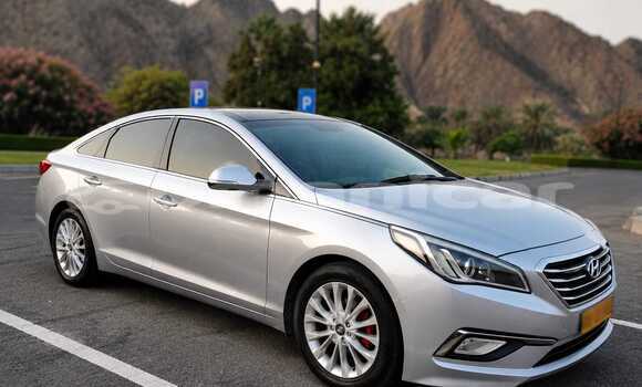 Buy Used Hyundai Sonata Silver Car in Ruwi in Masqat Buy Used Hyundai Sonata Silver Car in Ruwi in Masqat
