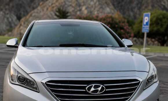 Buy Used Hyundai Sonata Silver Car in Ruwi in Masqat Buy Used Hyundai Sonata Silver Car in Ruwi in Masqat