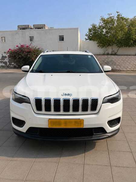 Big with watermark jeep cherokee al batinah barkah 8091