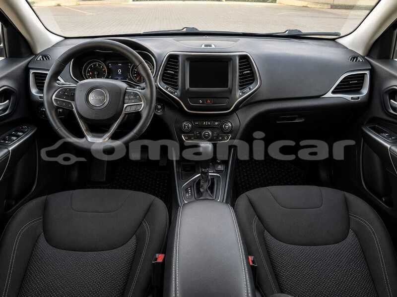 Big with watermark jeep cherokee al batinah barkah 8091
