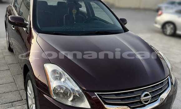 Buy Used Nissan Altima Red Car in Wadi Al Kabir in Masqat Buy Used Nissan Altima Red Car in Wadi Al Kabir in Masqat