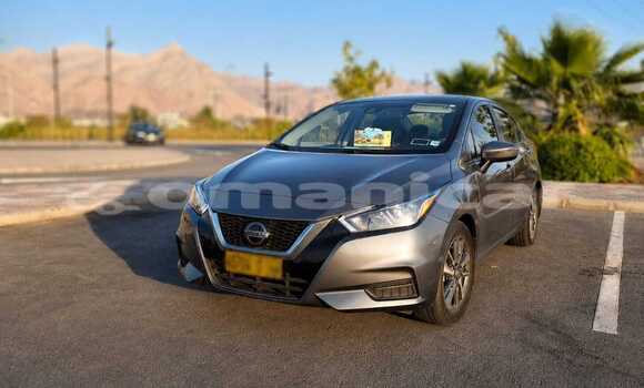 Buy Used Nissan Versa Silver Car in Wadi Al Kabir in Masqat Buy Used Nissan Versa Silver Car in Wadi Al Kabir in Masqat