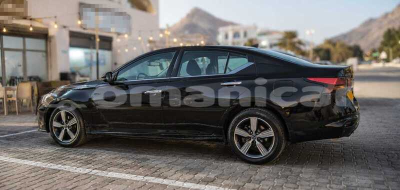Big with watermark nissan altima al batinah al khuwair 8102