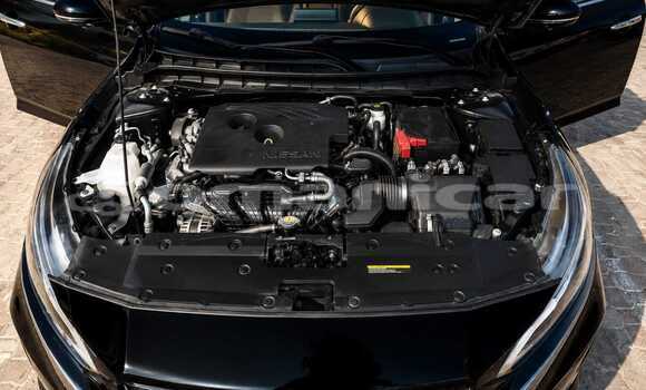 Buy Used Nissan Altima Black Car in Al khuwair in al-Batinah Buy Used Nissan Altima Black Car in Al khuwair in al-Batinah