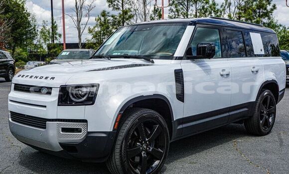 Buy Used Land Rover Defender White Car in Saham in al-Batinah
