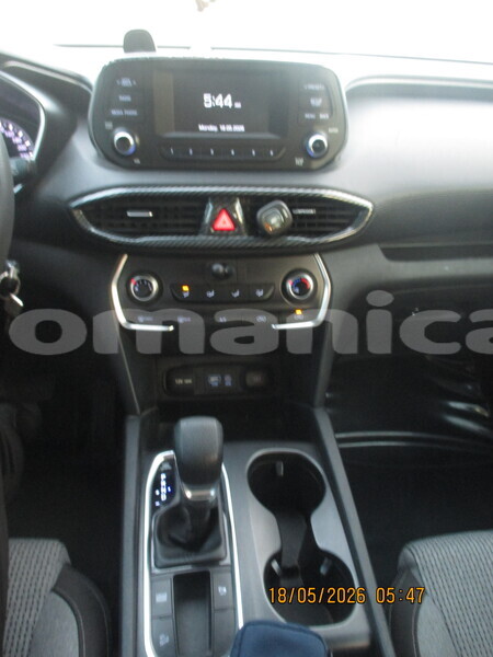 Big with watermark hyundai santa fe al batinah al khuwair 8106