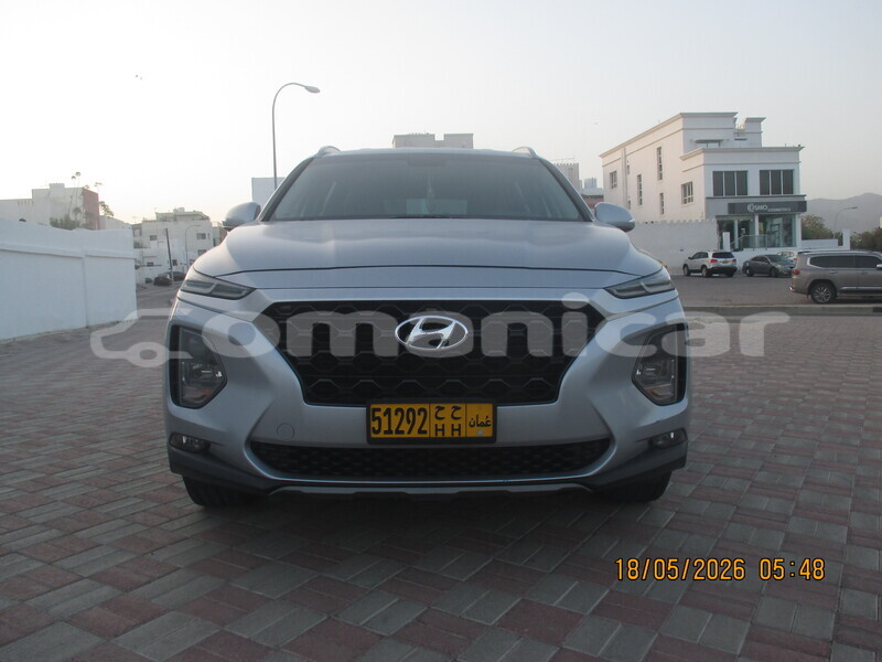 Big with watermark hyundai santa fe al batinah al khuwair 8106