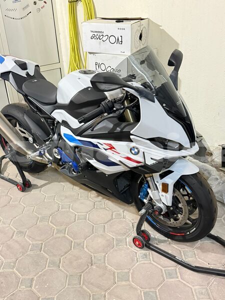 Big with watermark bmw s 1000 masqat muscat 8108