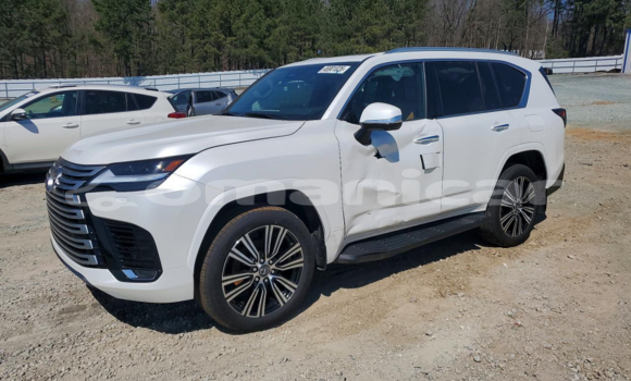 Buy Used Lexus LX White Car in Muscat in Masqat Buy Used Lexus LX White Car in Muscat in Masqat
