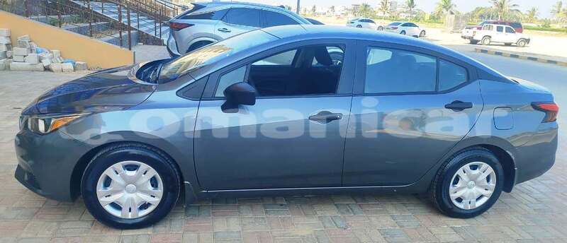 Big with watermark nissan versa dhufar salalah 8111