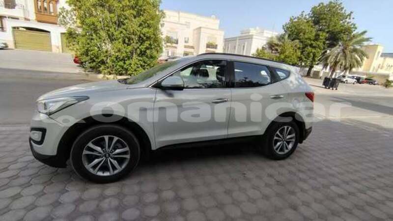 Big with watermark hyundai santa fe ash sharqiyah al mudaybi 8112