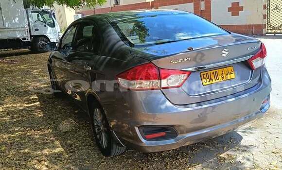 Buy Used Suzuki Kizashi Other Car in Al khuwair in al-Batinah Buy Used Suzuki Kizashi Other Car in Al khuwair in al-Batinah