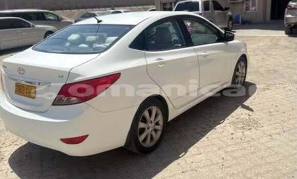 Buy Used Hyundai Accent Other Car in al–Masna'ah in al-Batinah