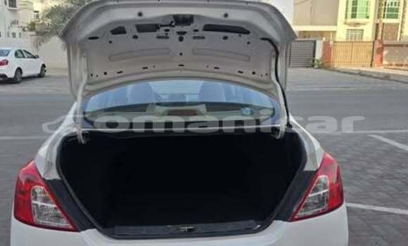 Buy Used Nissan Sunny Other Car in Al khuwair in al-Batinah Buy Used Nissan Sunny Other Car in Al khuwair in al-Batinah