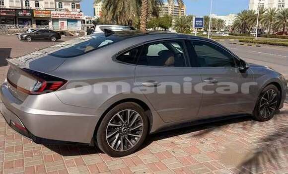 Buy Used Hyundai Sonata Other Car in al–Khaburah in al-Batinah Buy Used Hyundai Sonata Other Car in al–Khaburah in al-Batinah