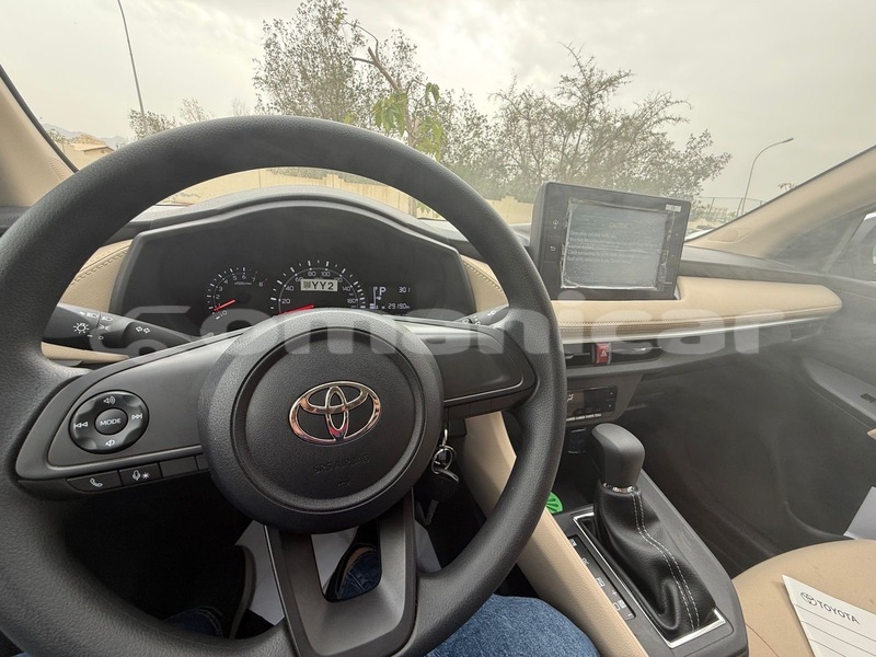 Big with watermark toyota yaris masqat azaiba 8127
