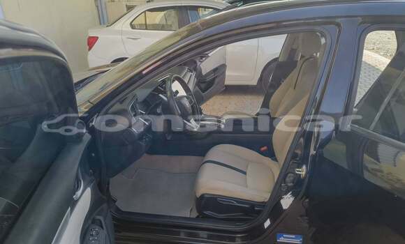 Buy Used Honda Civic Other Car in Al khuwair in al-Batinah Buy Used Honda Civic Other Car in Al khuwair in al-Batinah