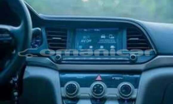 Buy Used Toyota Alphard Other Car in Al khuwair in al-Batinah Buy Used Toyota Alphard Other Car in Al khuwair in al-Batinah