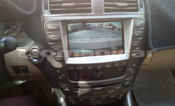 Buy Used Lexus IS Black Car in Muscat in Masqat Buy Used Lexus IS Black Car in Muscat in Masqat