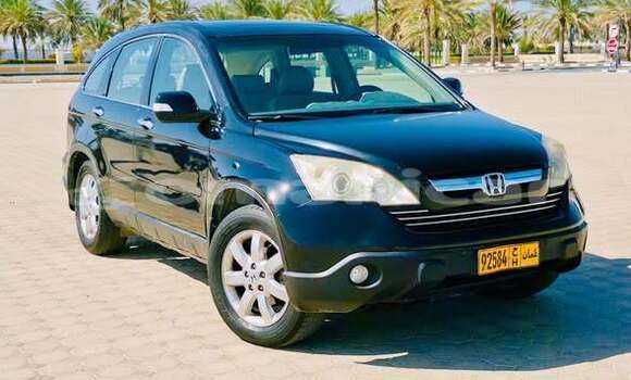 Buy Used Honda HR–V Green Car in Al khuwair in al-Batinah