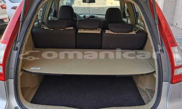 Buy Used Honda CR–V Silver Car in Muscat in Masqat Buy Used Honda CR–V Silver Car in Muscat in Masqat