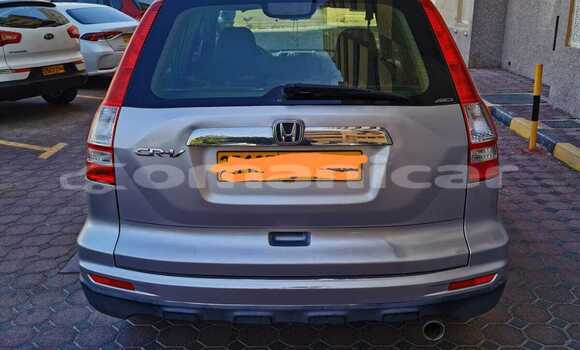 Buy Used Honda CR–V Silver Car in Muscat in Masqat Buy Used Honda CR–V Silver Car in Muscat in Masqat