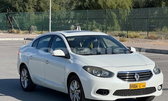 Buy Used Renault Fluence White Car in Muscat in Masqat Buy Used Renault Fluence White Car in Muscat in Masqat