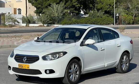 Buy Used Renault Fluence White Car in Muscat in Masqat Buy Used Renault Fluence White Car in Muscat in Masqat