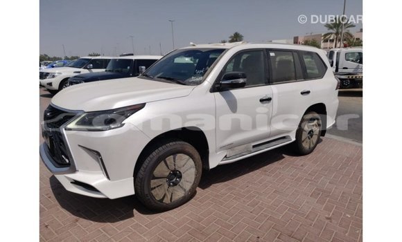 Buy Import Lexus LX White Car in Import - Dubai in Dhufar Buy Import Lexus LX White Car in Import - Dubai in Dhufar