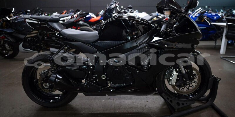 Big with watermark suzuki gsx r masqat muscat 8157