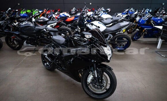 Buy Used Suzuki GSX–R Black Bike in Muscat in Masqat Buy Used Suzuki GSX–R Black Bike in Muscat in Masqat