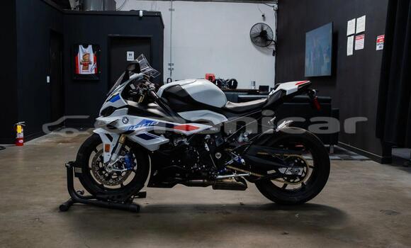 Buy Used BMW S 1000 Beige Bike in Salalah in Dhufar Buy Used BMW S 1000 Beige Bike in Salalah in Dhufar