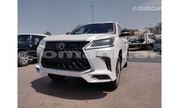 Buy Import Lexus LX White Car in Import - Dubai in Dhufar Buy Import Lexus LX White Car in Import - Dubai in Dhufar