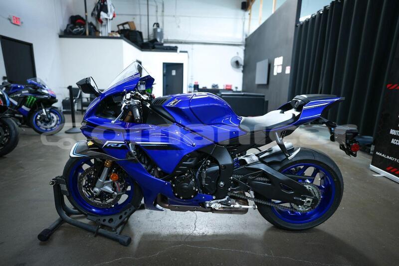 Big with watermark yamaha r1 al batinah al khaburah 8159