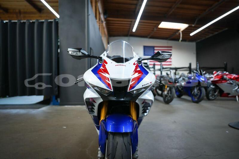 Big with watermark honda cbr 1000 rr dhufar import dubai 8160