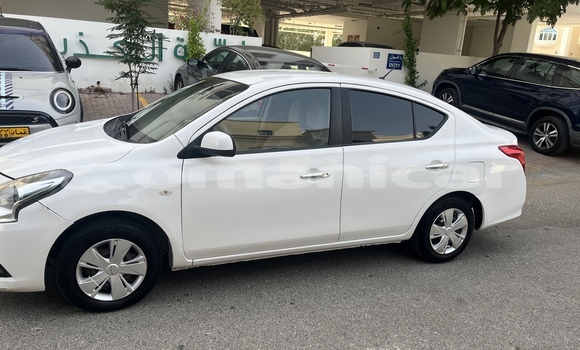 Buy Used Nissan Sunny White Car in Muscat in Masqat