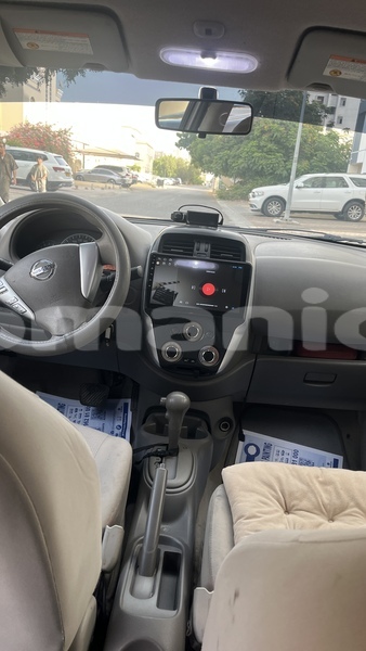 Big with watermark nissan sunny masqat muscat 8165