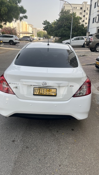 Big with watermark nissan sunny masqat muscat 8165